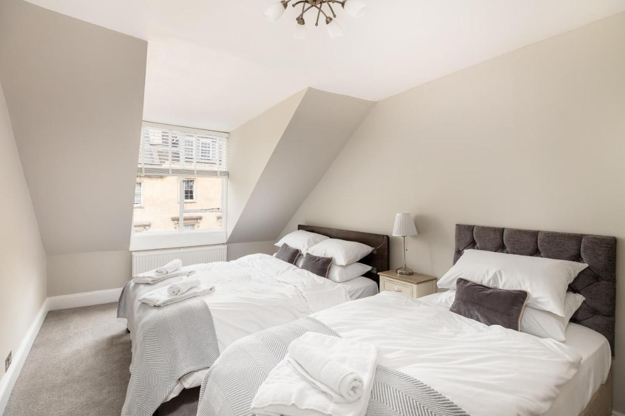 5 Bedroom Magnificent Georgian Townhouse- City Centre Bath Exterior foto
