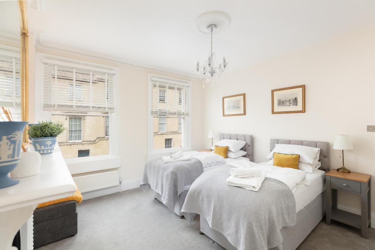 5 Bedroom Magnificent Georgian Townhouse- City Centre Bath Exterior foto