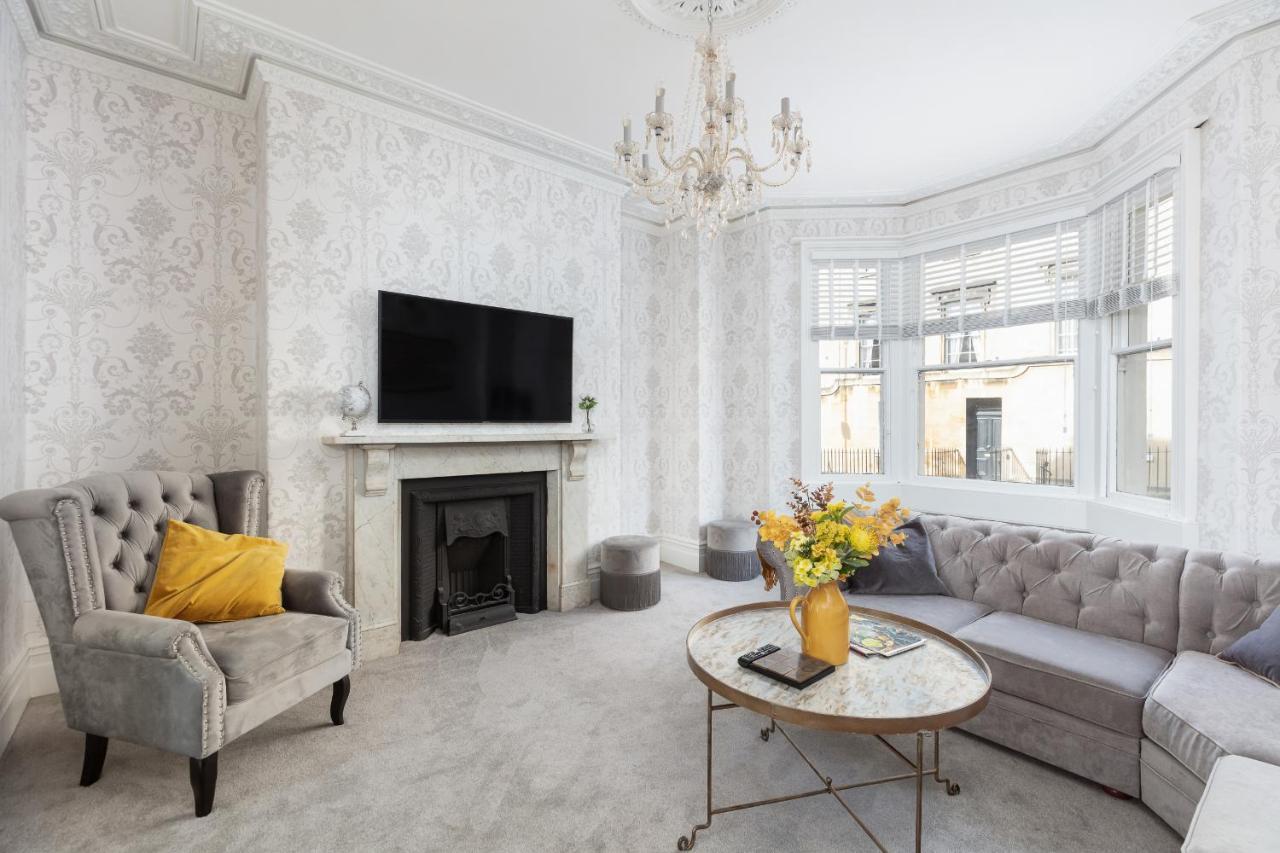 5 Bedroom Magnificent Georgian Townhouse- City Centre Bath Exterior foto